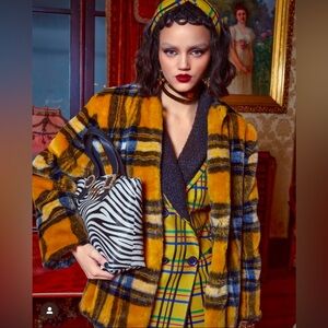 Autumn Adeigbo
Gold and Black Plaid Coat